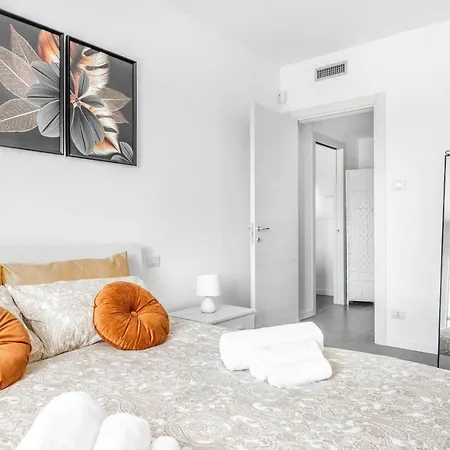 Harmony House - Rho Fiera 6min - Free Parking - Terrace Апартаменты